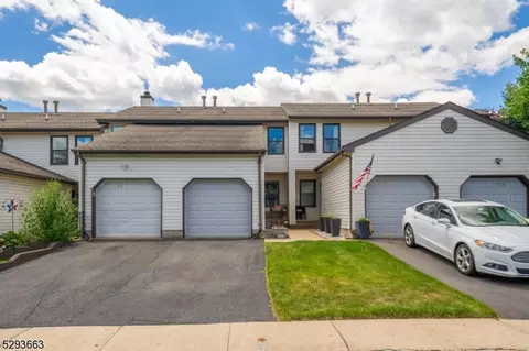 828 Poplar Ct, Flemington, NJ 08822