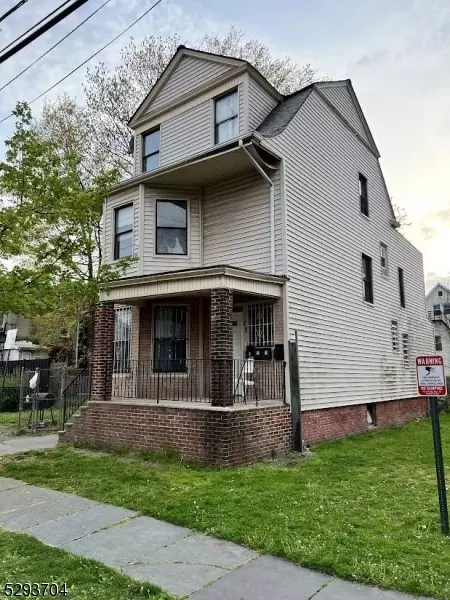 79 S 11th St, Newark, NJ 07107