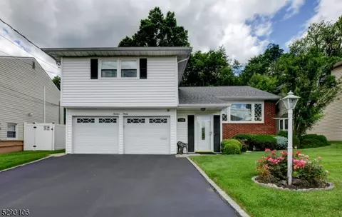 1390 Omara Dr, Union, NJ 07083