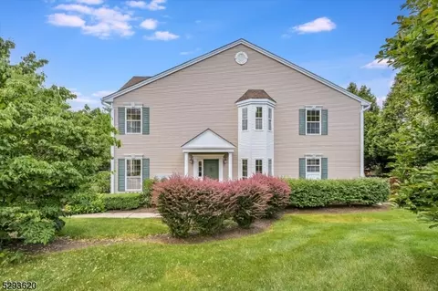 492 Shadow Mountain Rd, Mahwah, NJ 07430