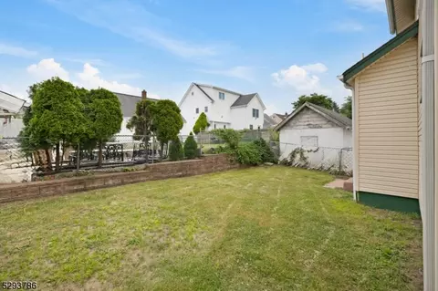 131 Spring St, Passaic, NJ 07055 photo 32