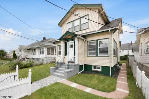 131 Spring St, Passaic, NJ 07055 photo 3