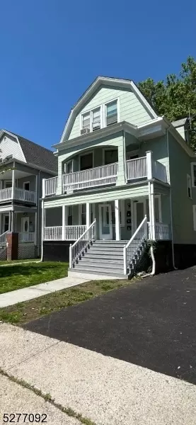 85 Eppirt St #3, East Orange, NJ 07018
