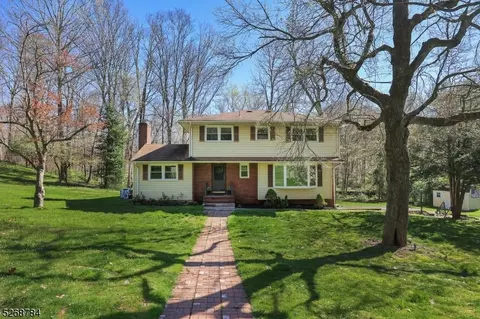 5 Vail Ter, Bernards, NJ 07920