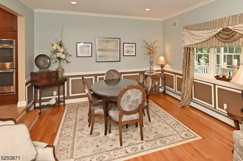 243 N Farview Ave, Paramus, NJ 07652 photo 14