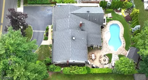 243 N Farview Ave, Paramus, NJ 07652 photo 46