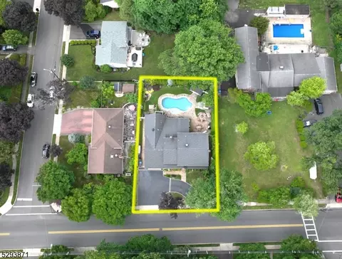 243 N Farview Ave, Paramus, NJ 07652 photo 47