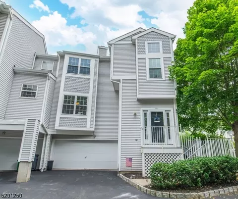 1610 Northcrest Ter, Whippany, NJ 07981