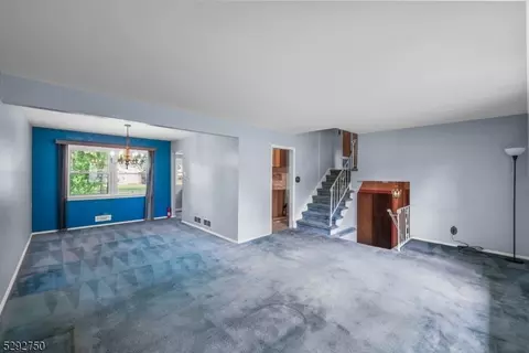 1267 Wald Dr, Plainfield, NJ 07062 photo 5