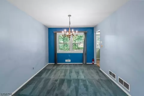 1267 Wald Dr, Plainfield, NJ 07062 photo 8