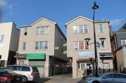 513 Clinton Ave #3, Newark, NJ 07108
