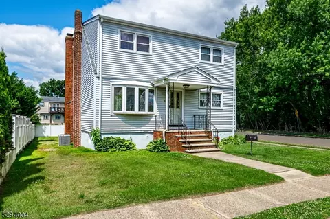 41 Canal St, Sayreville, NJ 08872