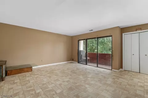 107 River Rd #E2, Nutley, NJ 07110 photo 6