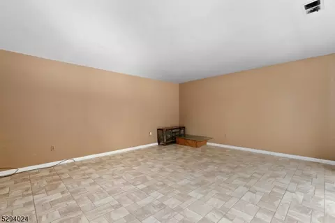 107 River Rd #E2, Nutley, NJ 07110 photo 4