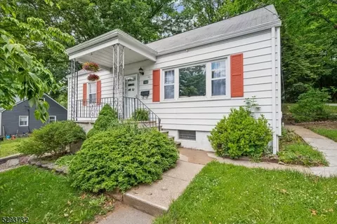 101 E Cooper St, Dover, NJ 07801