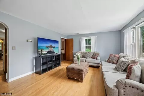 101 E Cooper St, Dover, NJ 07801 photo 4