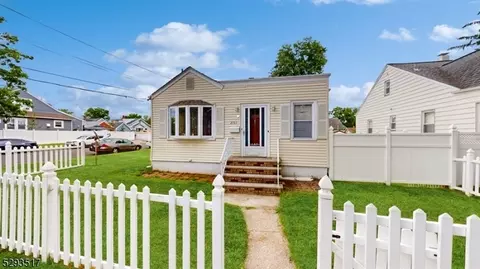 2183 Church St, Rahway, NJ 07065