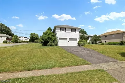 63 Holster Rd, Clifton, NJ 07013