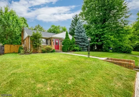 395 Stanton St, Rahway, NJ 07065
