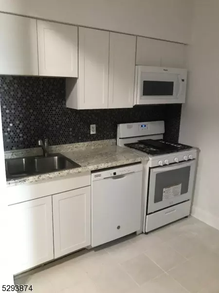 38 3rd St, Newark, NJ 07107 photo 6