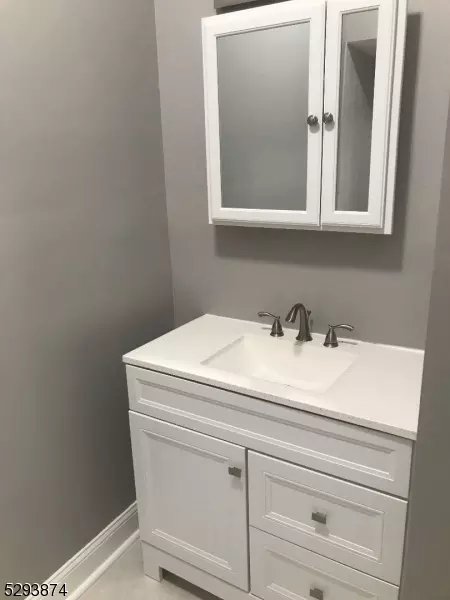 38 3rd St, Newark, NJ 07107 photo 9
