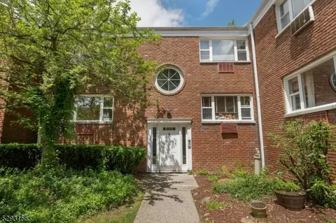 300 Claremont Ave #1, Verona, NJ 07044