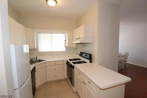 708 Brittany Dr #708, Wayne, NJ 07470 photo 7