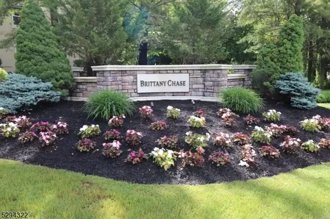 708 Brittany Dr #708, Wayne, NJ 07470