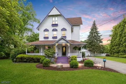 215 Mountain Ave, Caldwell, NJ 07006