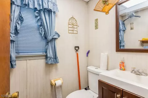 619 John St, Plainfield, NJ 07060 photo 8