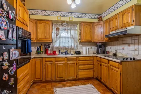 619 John St, Plainfield, NJ 07060 photo 6