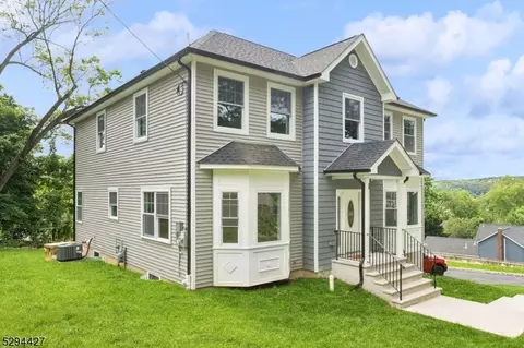 10 Blakely Ave, Dover, NJ 07801 photo 2
