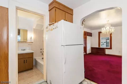 46 Strong St #2, Wallington, NJ 07057 photo 10