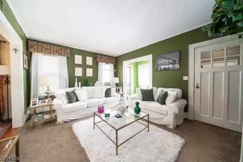 76 Coolidge St, Irvington, NJ 07111