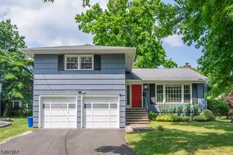11 Forest Rd, Maplewood, NJ 07040