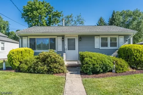 84 Old York Rd, Bridgewater, NJ 08807