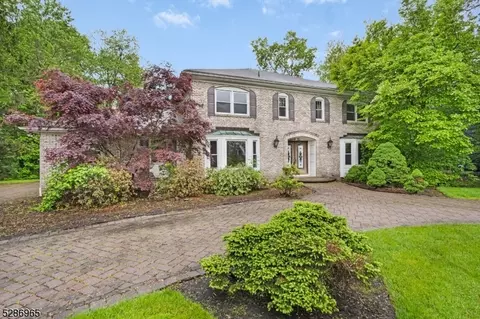 22 1st St, Florham Park, NJ 07932