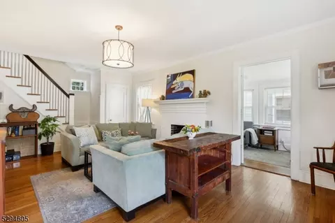 32 Bruce Rd, Montclair, NJ 07043