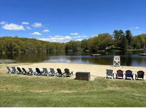 53 Saint Marys Pl, Sparta Twp, NJ 07871