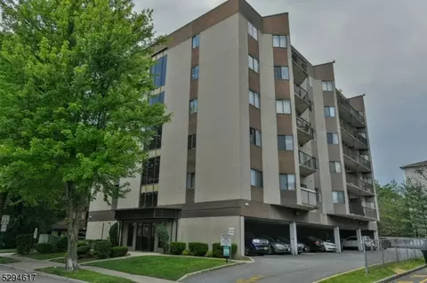 75 Union St #4D, Hackensack, NJ 07601