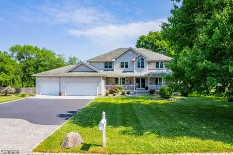 12 Lenard Way, Parsippany-troy Hills Twp, NJ 07054