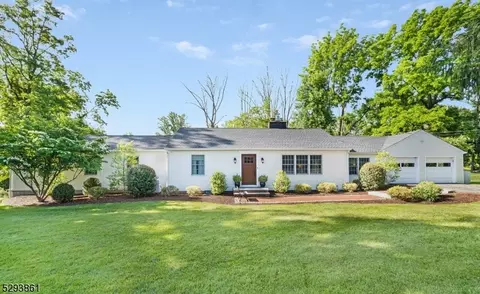 155 E Mendham Rd, Mendham Twp, NJ 07945 photo 3
