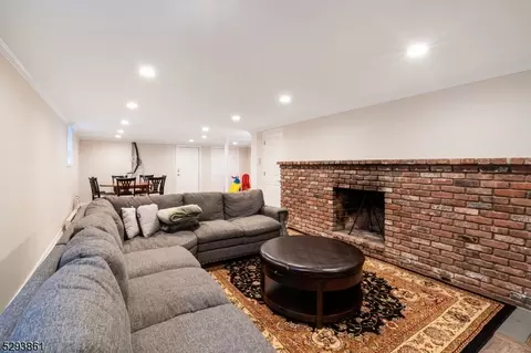 155 E Mendham Rd, Mendham Twp, NJ 07945 photo 23