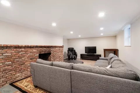 155 E Mendham Rd, Mendham Twp, NJ 07945 photo 22