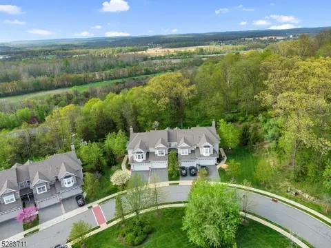 99 Indigo Rd, Hackettstown, NJ 07840