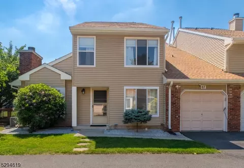 67 Cherrywood Dr #67, Somerset, NJ 08873