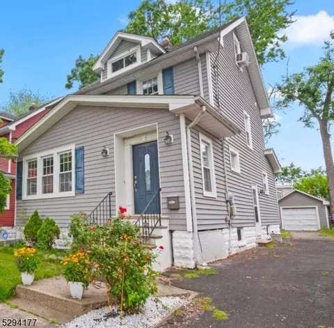 243 E Colfax Ave, Roselle Park, NJ 07204