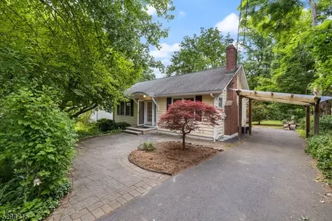 7 Tysley St, Bernardsville, NJ 07924