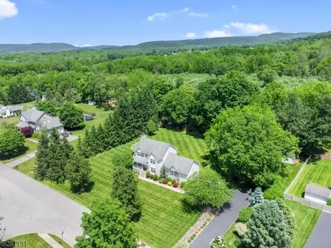 23 Endicott Dr, Independence Twp, NJ 07838