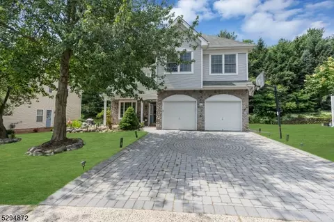 21 Bouwrey Pl, Readington Twp, NJ 08889